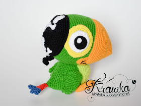 Krawka: Skully parrot from Jake and the Never Land Pirates, crochet pattern by Krawka