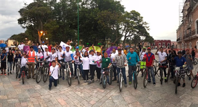 Memo Velázquez firma la iniciativa #YoMeMuevo