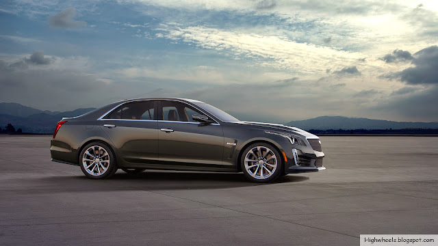 2016 Cadillac CTS-V_5