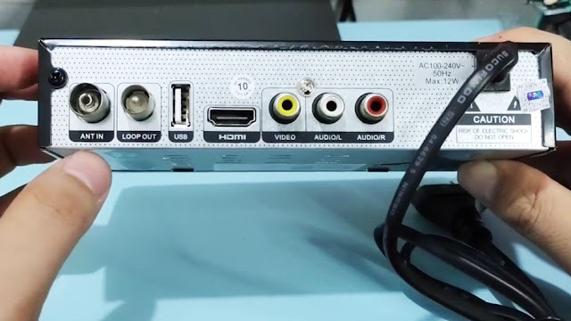 Tampak Belakang Set Top Box Tanaka DVB-T2