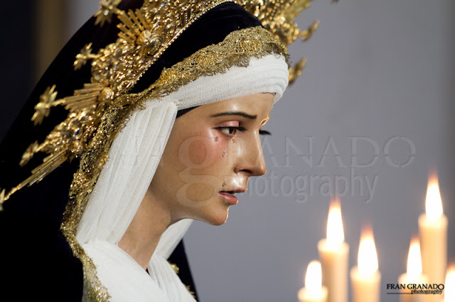 http://franciscogranadopatero35.blogspot.com/2016/02/besamanos-virgen-de-las-penas-2015.html