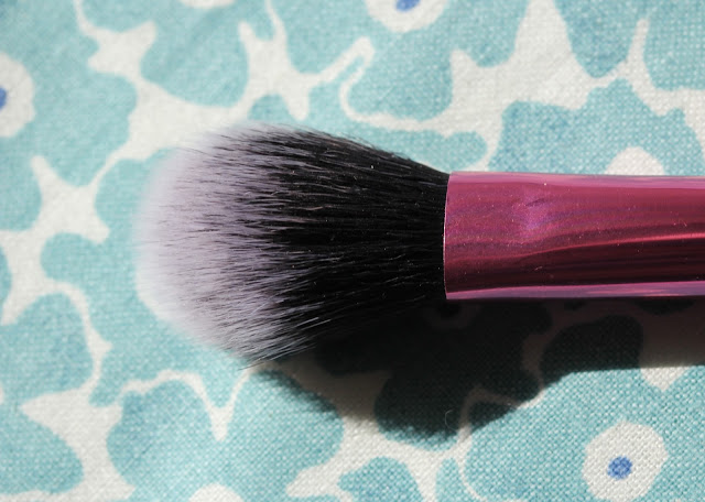 Real Techniques Setting brush