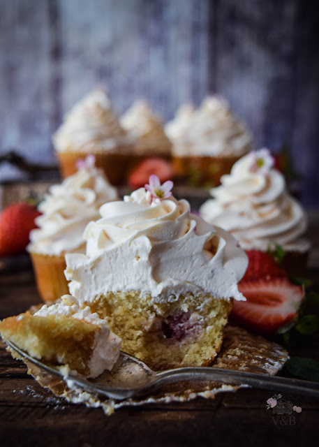 cupcakes de fresas y almendras