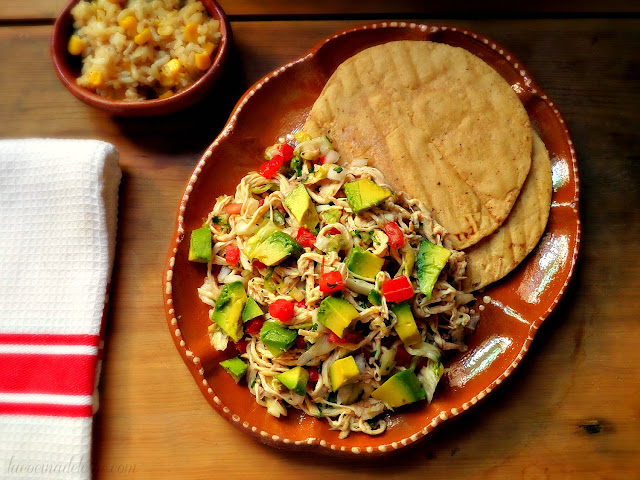 Shredded Chicken Salpicón - lacocinadeleslie.com