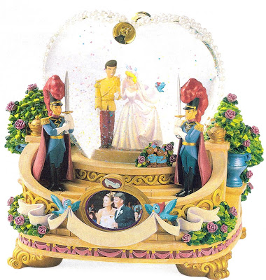 Cinderella Wedding Snowglobe