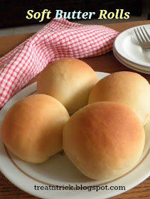 Soft Butter Rolls Recipe @ http://treatntrick.blogspot.com