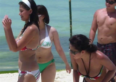 Foto Seksi Cewek Lokal Montok di Pantai Bali