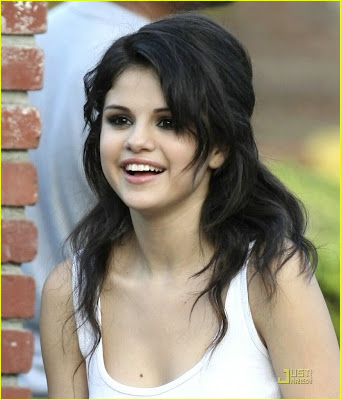 Selena Gomez Hairstyle Idea 2012
