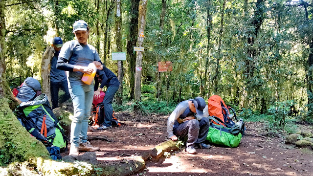 Pencinta Alam Konawe - Gunung Bawakaraeng