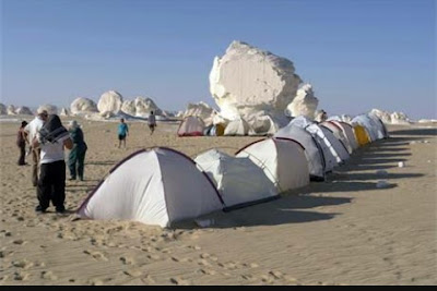 White_desert_camp