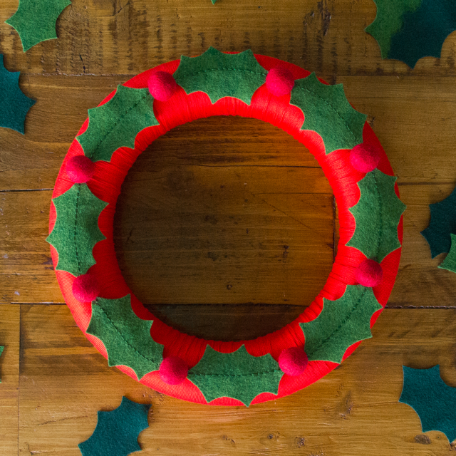 https://www.thevillagehaberdashery.co.uk/blog/2017/a-year-of-wreaths-november-felt-holly-wreath-by-laura-howard