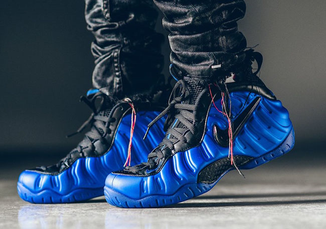 On Feet Look Nike Air Foamposite Pro 'Hyper Cobalt' 624041-403