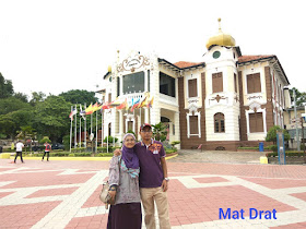 Tempat Bersejarah Melaka Memorial Kemerdekaan Dataran Pahlawan