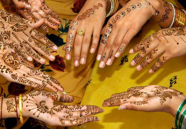 Colours of Hena Mehndi 