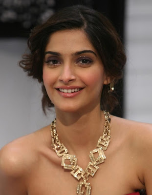 Sonam Kapoor HD Wallpapers