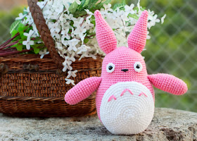 Amigurumi totoro pink