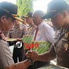  AKBP Muh Yadin,SH.Menerima Penghargaan Police Award dan Honorary Police 