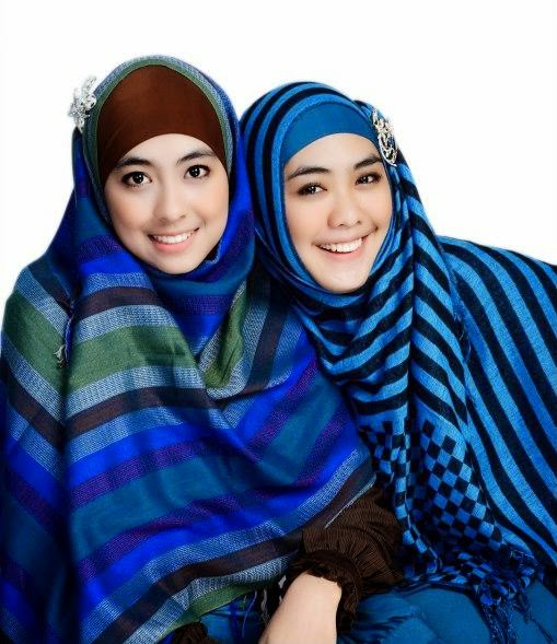 Tutorial Jilbab Oki Setiana Dewi yang Simple dan Syar i