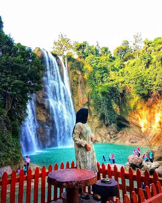 Air Terjun Nglirip Tuban