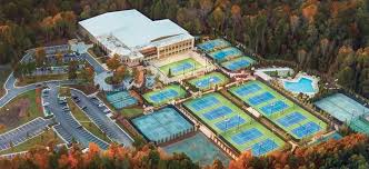 Top 10 Best Tennis Academies In The World-Sanchaez-casal-tennis-achademies