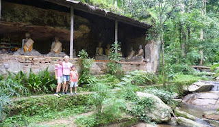 Chiang Mai, Wat Sakithaka o Wat Pha Lat o el Templo de la Roca Inclinada.