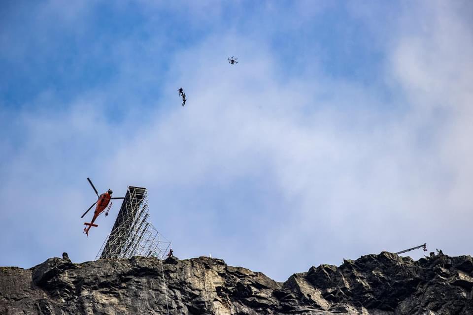 El impresionante salto al vacío de Tom Cruise en el rodaje de Misión Imposible 7