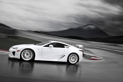 LEXUS LFA 2010 NEW