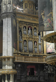 Gilt organ Duomo Cathedral Milan, Italy