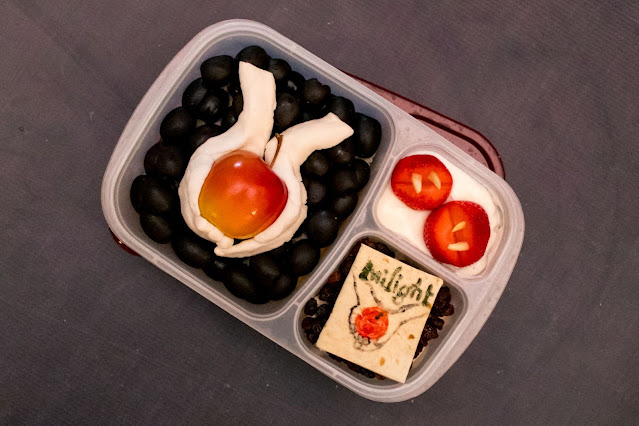 How to Make a Twilight Saga Book Lunch