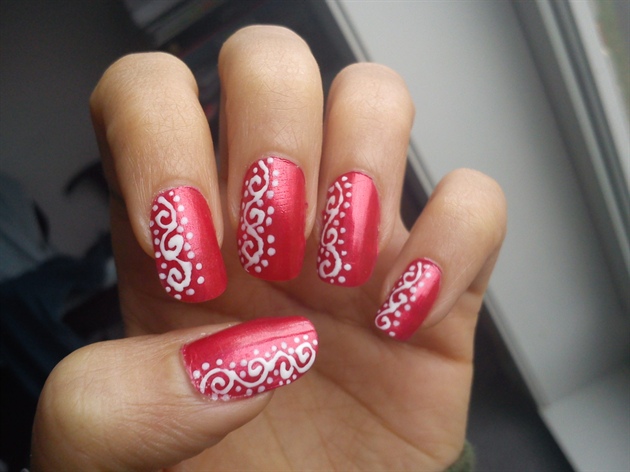 Nail Art Design 2014: Nail art red and white