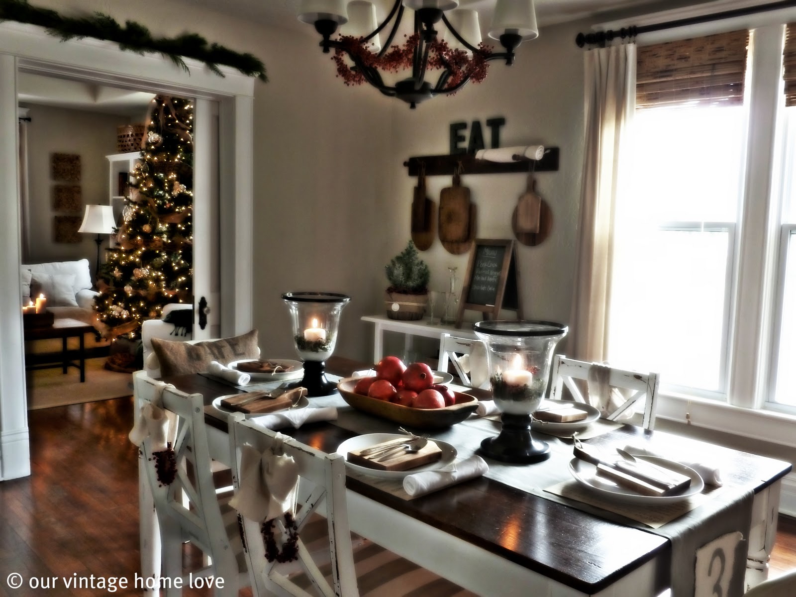 Dining Table Decorating Ideas For Christmas