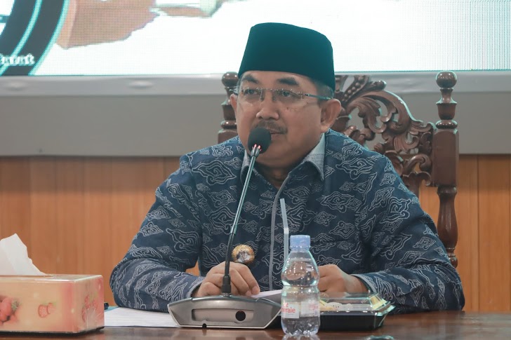 Bupati Tanjab Barat Pimpin Rakor Pembinaan Awal Pelaksanaan Program Kegiatan OPD Kabupaten Tanjab Barat TA 2024