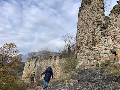 Embracing Sustainable Hiking Adventures While Wandering in Italy