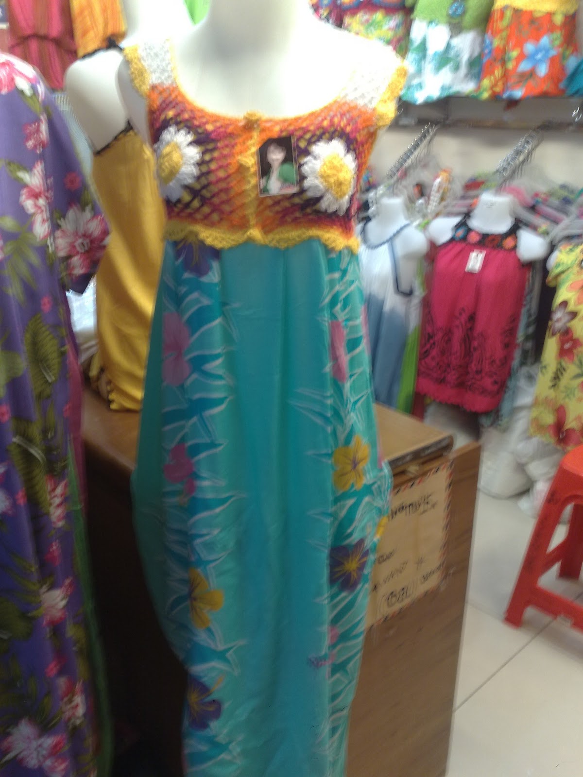 Fashion Batik: Baju Bali Rajut - Baju Bali Rajut Pajang