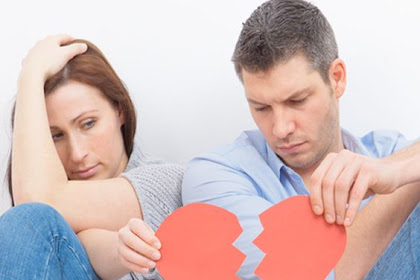 5 SIGNS YOUR SPOUSE WANTS A DIVORCE (AND HOW TO AVOID IT)