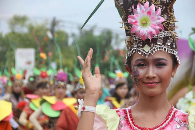 Foto Gadis Cantik Batang Jateng