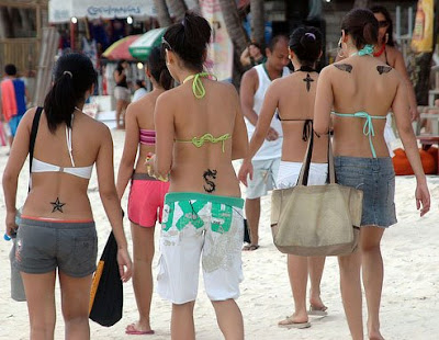 Henna Tattoos on Henna Tattoo Chicks In Boracay   Boracay Beauty