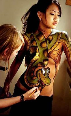 Amazing Woman Body Painting