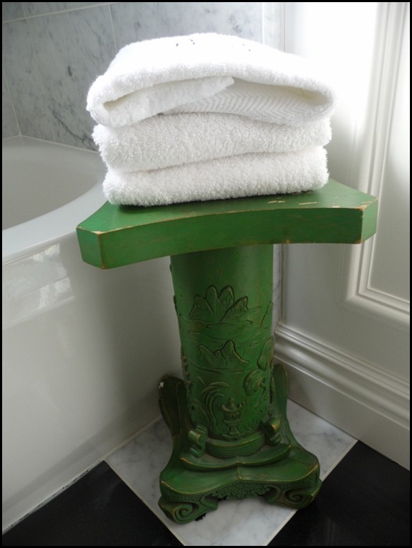 bathroom pedestal 020 (600x800)