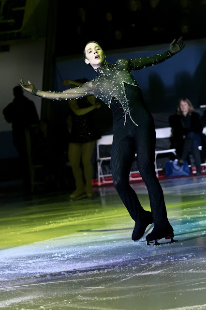 Johnny Weir. Photo © David Ingogly @ Official Johnny Weir Blog.