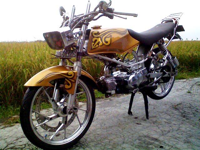  motor motor honda win 100 dibawah ini dengan desain modifikasinya title=