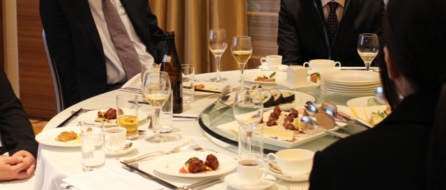 人としての器を広げる大人の作法 会食編 人としての器を広げる大人の作法 会食編