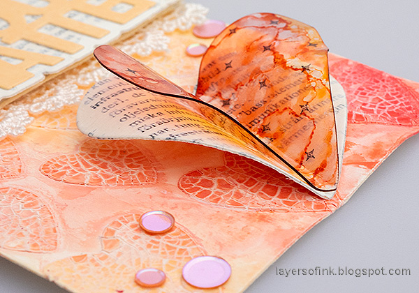 Layers of ink - Many Hearts Tag Tutorial by Anna-Karin Evaldsson.