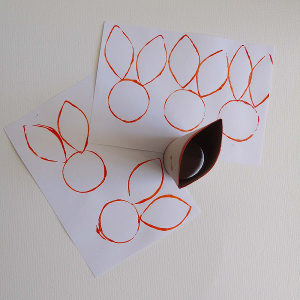 creating bunny prints using a cardboard toilet roll