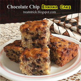 Chocolate Chip Banana Cake Recipe @ treatntrick.blogspot.com