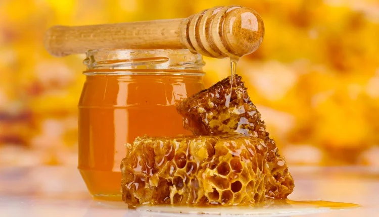 O mel é um deus anti-inflamatório e anti-envelhecimento com 5 efeitos milagrosos
