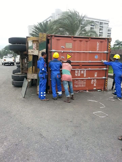 Photos: Another Container truck falls at Ijora, Olopa, Lagos