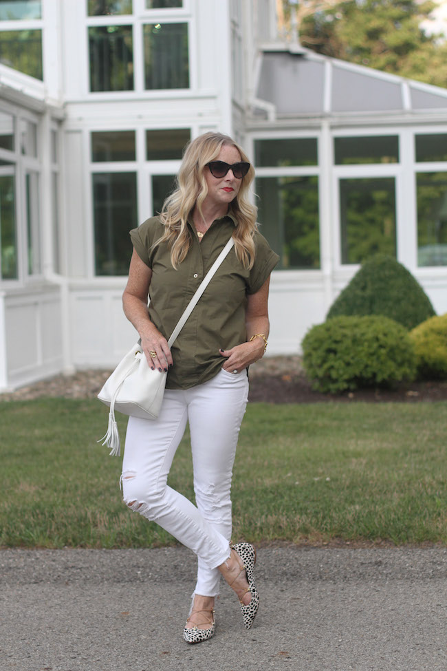 jcrew olive top, white distressed skinny jeans, bucket bag, halogen lace up flats