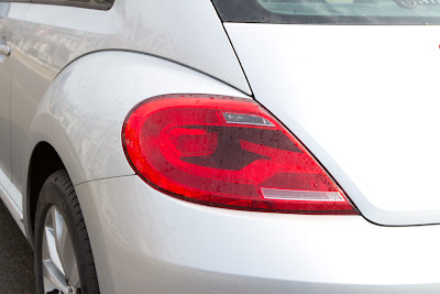 2013 volkswagen beetle tail light