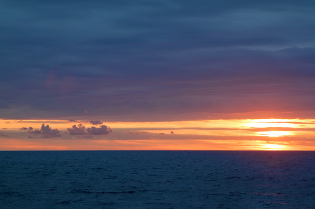 Tramonto sullo stretto di Messina